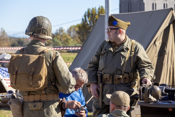 Fondazione Marazzato, la due giorni dedicata alla storia del trasporto militare a Stroppiana si trasforma in una nuova “Festa dei motori”, FOTO