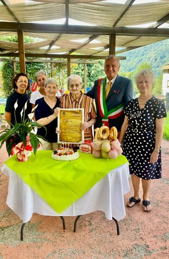 Varallo, Casa Serena festeggia il centenario di Maria Trevisani.