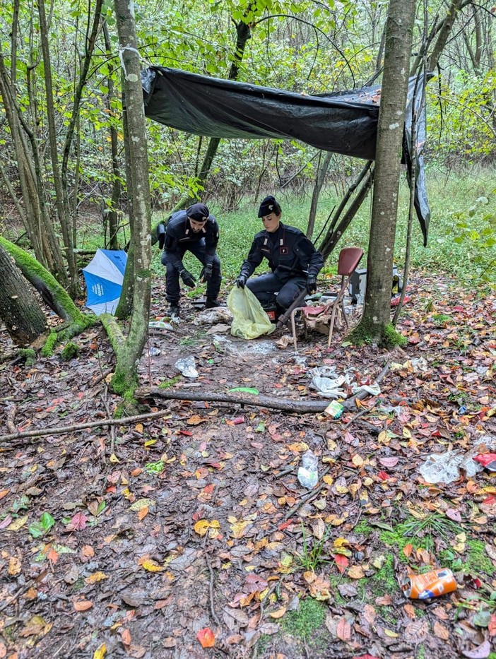 Spaccio di droga nei boschi di Roasio e Masserano: quattro arresti