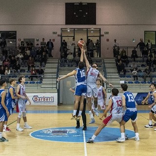 Vittoria per Barberi Valsesia Basket (foto Matteo Pavero)