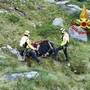 Alagna: bovino ferito in alpeggio, intervengono i Vigili del Fuoco con l'elicottero FOTO