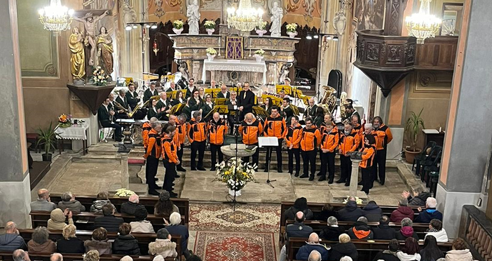 Corpo Musicale Portula e Coro Cesare Rinaldo Coggiola, 200 anni in due: tante persone al concerto