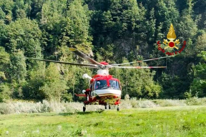 Cravagliana, escursionista in difficoltà: l'intervento in elicottero.