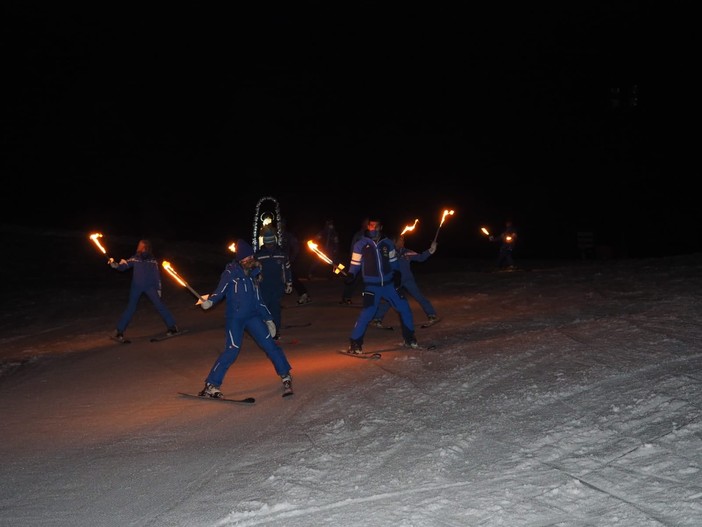 Fiaccolata dei bambini domenica a Bielmonte sulle piste