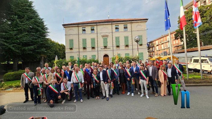 Gattinara, al via LUVA® 2024: grande spettacolo e pubblico delle grandi occasioni (servizio di Mauro Benedetti e Catia Ciccarelli)