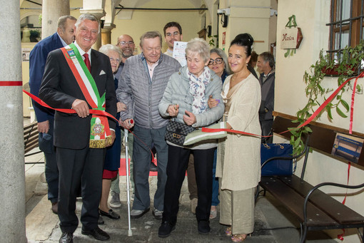 Varallo: “La china incontra i pastelli”, alla Biblioteca civica l’inaugurazione.