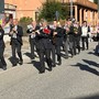 Pray in Vetrina, in tanti per la sfilata dei gruppi di volontariato della Valsessera (foto di Ermanno Orsi)