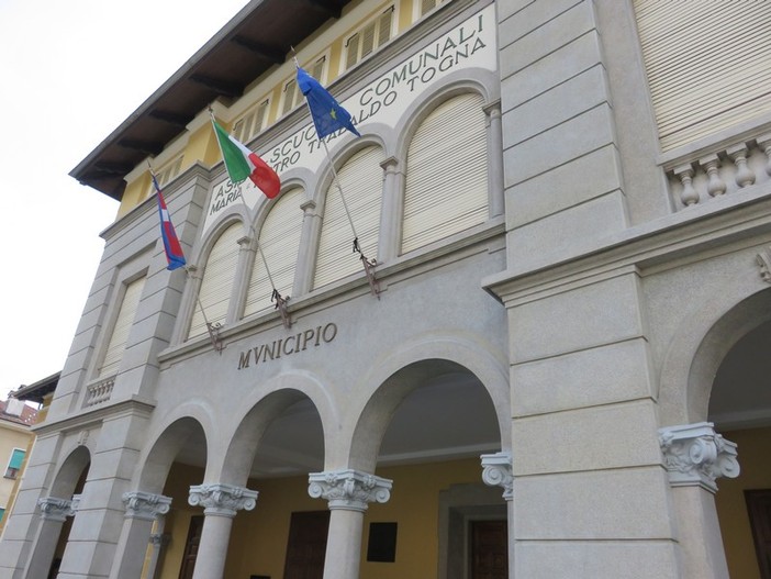 Pray, al via lavori di manutenzione: chiude per alcune settimane la biblioteca (foto di repertorio).