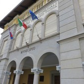 Pray, al via lavori di manutenzione: chiude per alcune settimane la biblioteca (foto di repertorio).