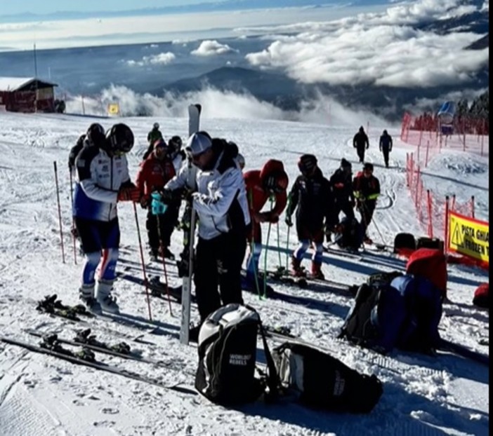 Allo Ski Racing Center gli atleti di Francia e Svizzera