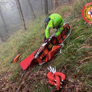 Valdilana, malore fatale a Stavello: muore a 67 anni, stava cercando funghi con un amico