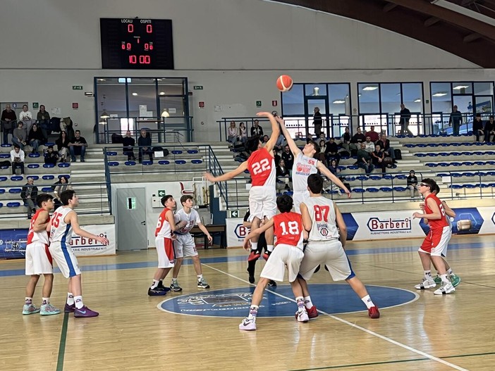 Barberi Basket Valsesia: quinta vittoria di fila