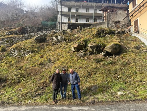 Dopo l'appello dei cittadini, lavori al versante di località Crosi