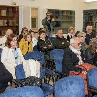 “Streghe nella notte. Roghi, torture, sterminio e un urlo di libertà”