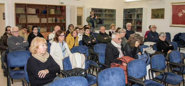 “Streghe nella notte. Roghi, torture, sterminio e un urlo di libertà”