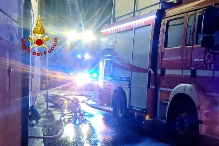 Incendio ad una canna fumaria a Rovasenda, in azione anche i Vigili del Fuoco di Cossato